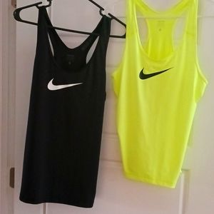 Nike running top